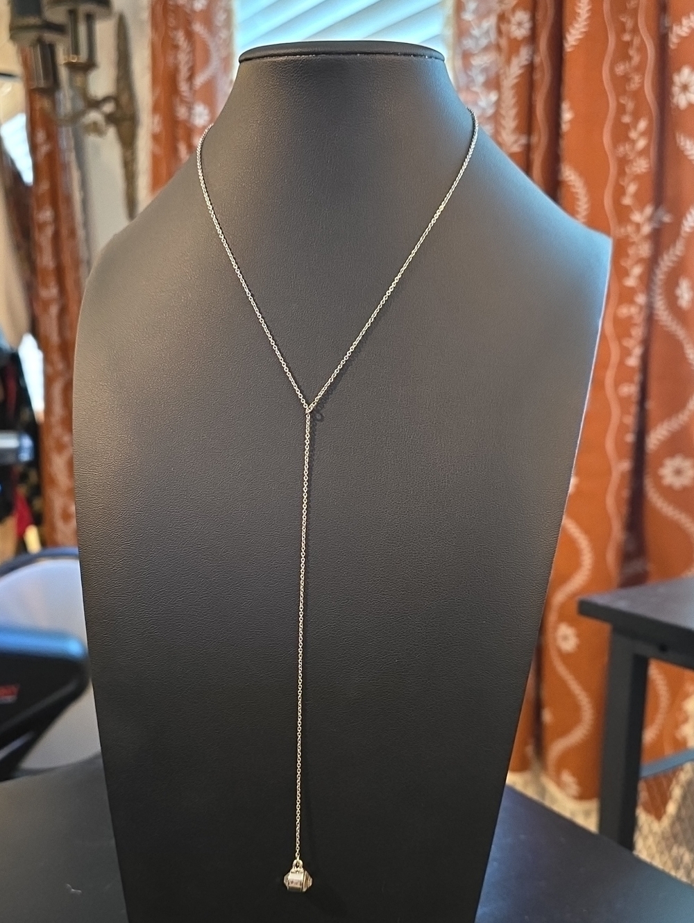 Elegant Silver Lariat Necklace - Women Jewelry